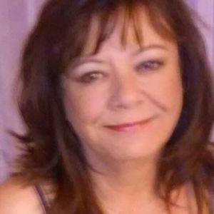 Meet your Posher, Valerie